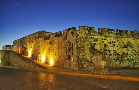 Baluarte de San Carlos/Museo de la Ciudad