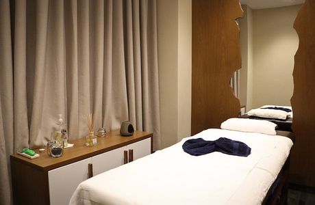 Deluxe Spa & Massage