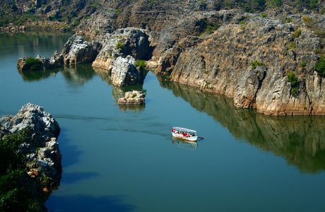 Kadeshi River