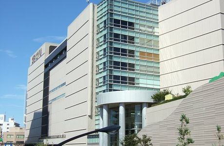 Keikyu Department Store Kamioka Station