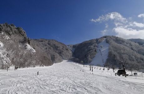 Hirayu Onsen Ski Place