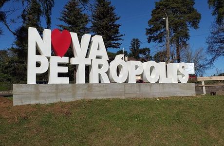 Letreiro NOVA PETRÓPOLIS