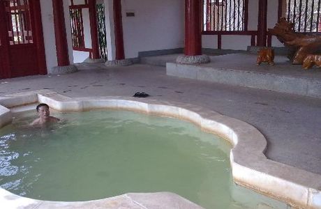 Longyuan Onsen Resort