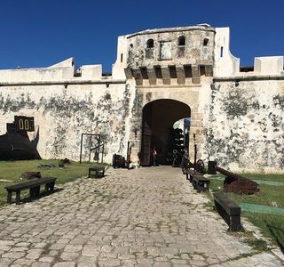 Land Gate (Puerta de Tierra)