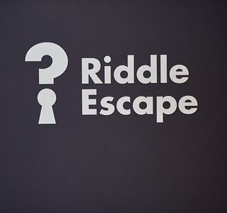 Riddle Escape