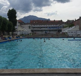 Piscine Jean Bron