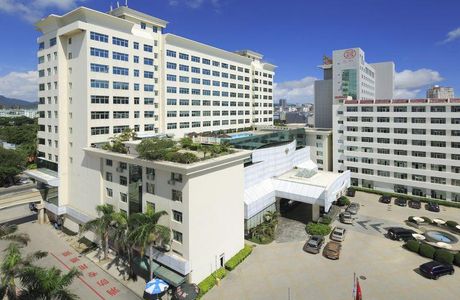 Pearl Plaza (Liberation RD)