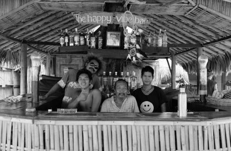 The Happy Vibe Bar