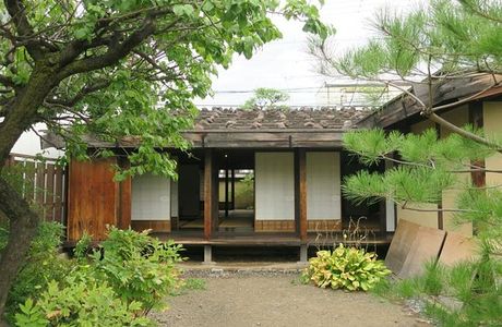 Takahashi Family Residence
