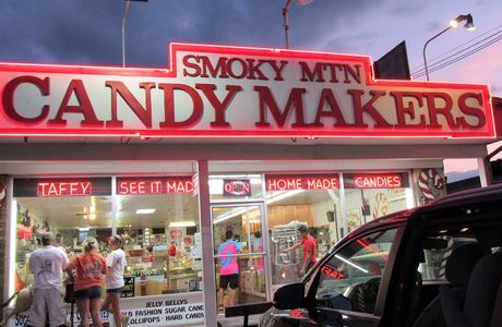 Smoky Mountain Candy Makers