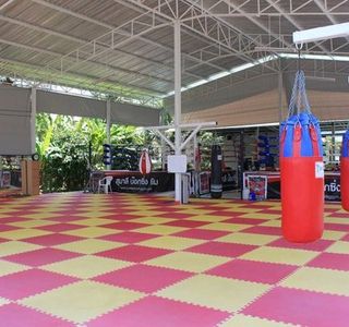 Sumalee Boxing Gym