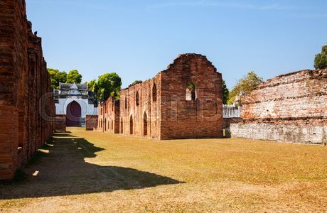 Somdet Phra Narai National Museum