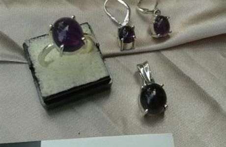 Unique Gem & Jewellery