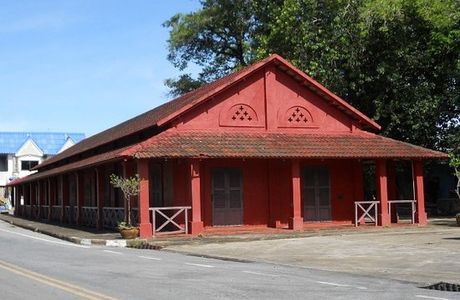Tuek Daeng
