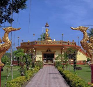 Wat Mongkol Wararam