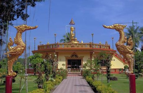 Wat Mongkol Wararam