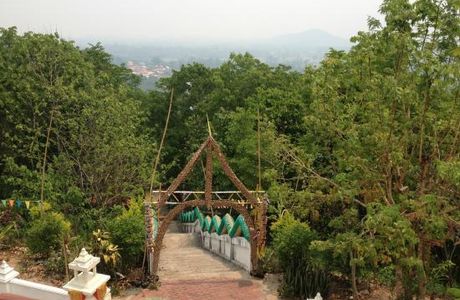 Wat Phu Chang Noi