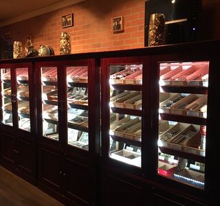Vintage Havana Cigar Lounge
