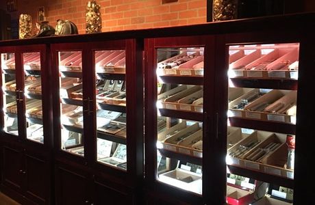 Vintage Havana Cigar Lounge