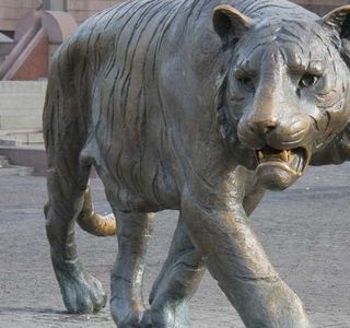 Tiger Sculpture
