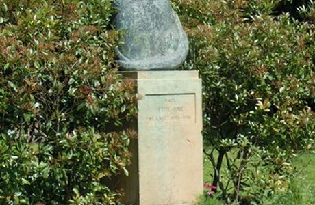 Monument a Verlaine