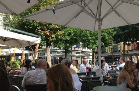 Bar le QG