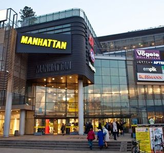 Manhattan Shopping Center