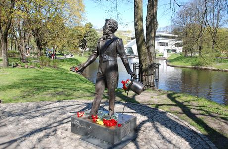 Pushkin Statue