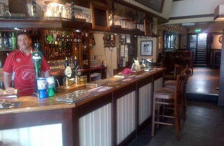 Tal y Don Hotel Bar