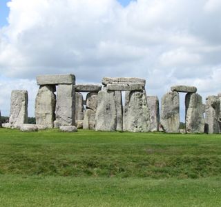 Stonehenge Tour Connections