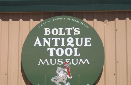 Bolt's Antique Tool Museum