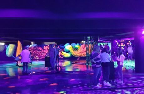 Schwarzlicht Semester Minigolf Essen
