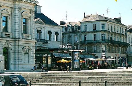 Travot place