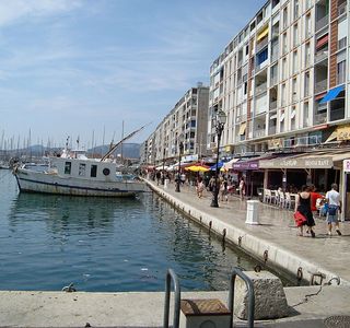 Petit Bazar