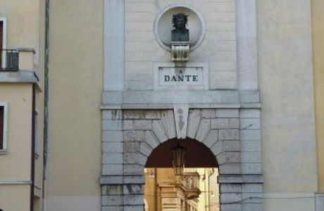 Porta Dante