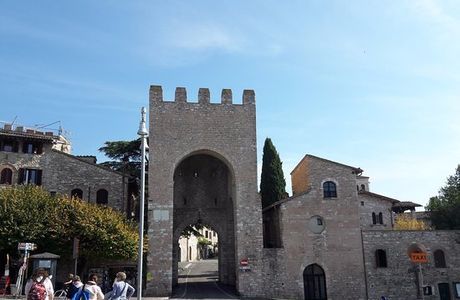 Porta San Pietro