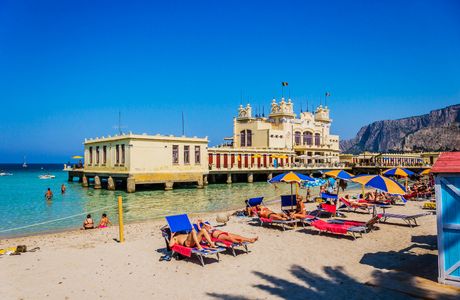 Banana Beach