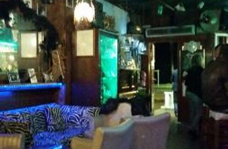 Tango Pub Bar Cafe