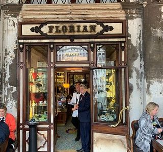 Mercato di Via Fapanni