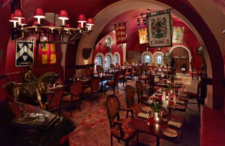 The George Hotel Bar