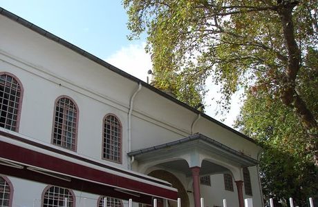 Zahire Naziri Ahmet Aga Camii