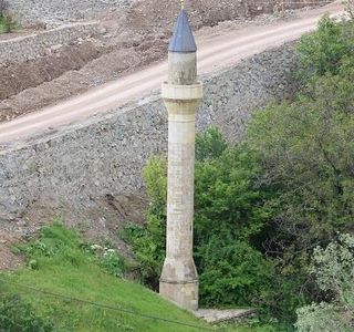 Dere Cami Minaresi