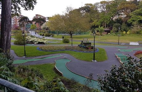 Squirrel Cafe and Mini Golf, Boscombe Chine Gardens