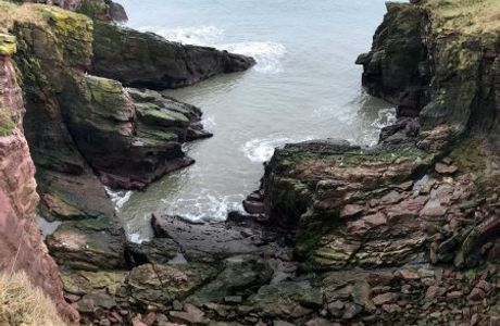 Arbroath to Auchmithie Coastal Path