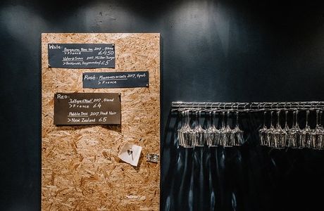 Kwas Wine Shop and Bar