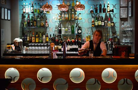 La Casettera Retro Bar