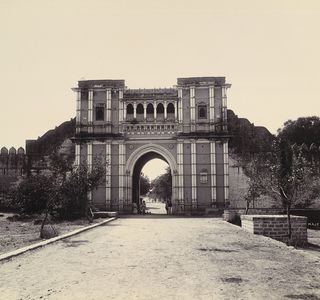 Majevadi Gate