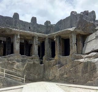 Khapra Kodiya Caves