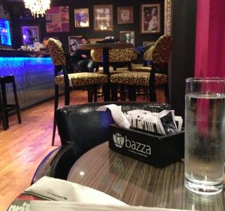 Bazza club&lounge