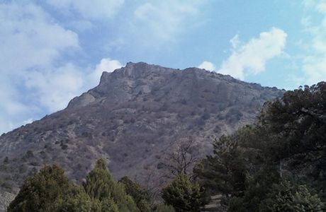 Ai-Georgiy Mountain